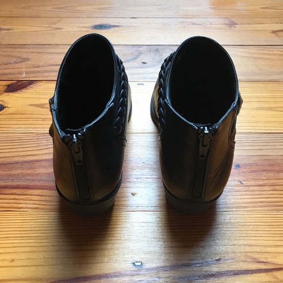 Dolce Vita Black Faux Leather Braided Buckle Ankle Books, EUC, 11 - Picture 6 of 12